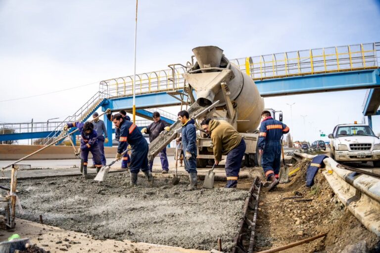 La Municipalidad repavimenta un tramo de la Autovía 17 de Octubre y anuncia un Plan Intensivo de Bacheo Urbano