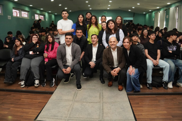 Pablo Grasso participó de charla con estudiantes secundarios