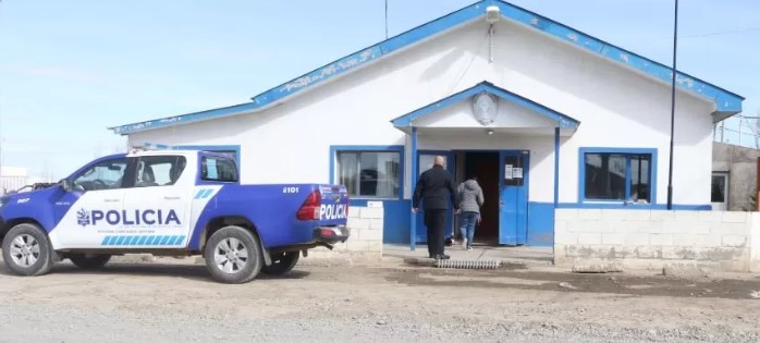 Crimen en la Comisaría Séptima: la familia de Gilmar Claros Ferrel exige ver el cuerpo por primera vez