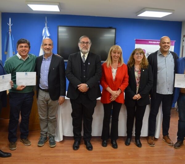 Acto de colación en la UNPA de la Especialización Internacional en Conocimientos y Asociaciones