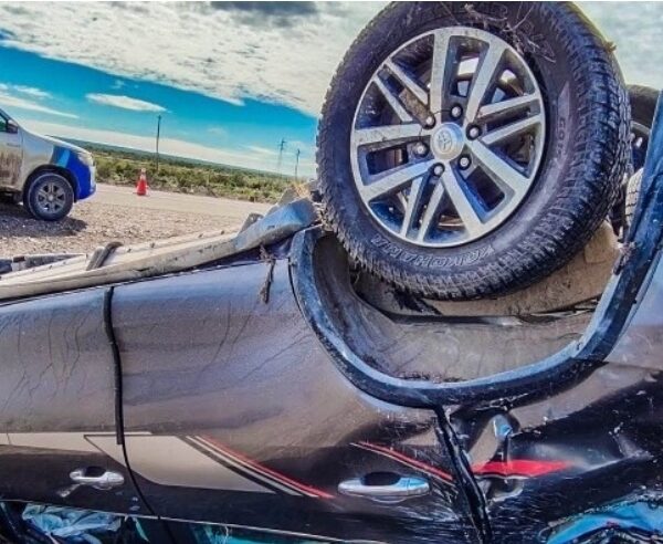 Dos heridos tras el choque de dos camionetas