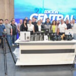 Vidal entregó equipamiento y anuncio nuevas inversiones para fortalecer Canal 9 de Santa Cruz