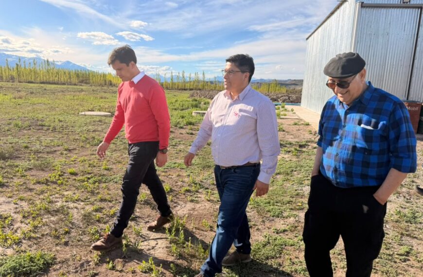 Vidal resaltó que la producción y la infraestructura son ejes fundamentales para el crecimiento de Lago Posadas