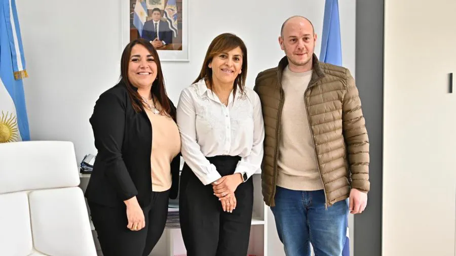 f4caaf5923aee0b627b91ff413feae1d_XL