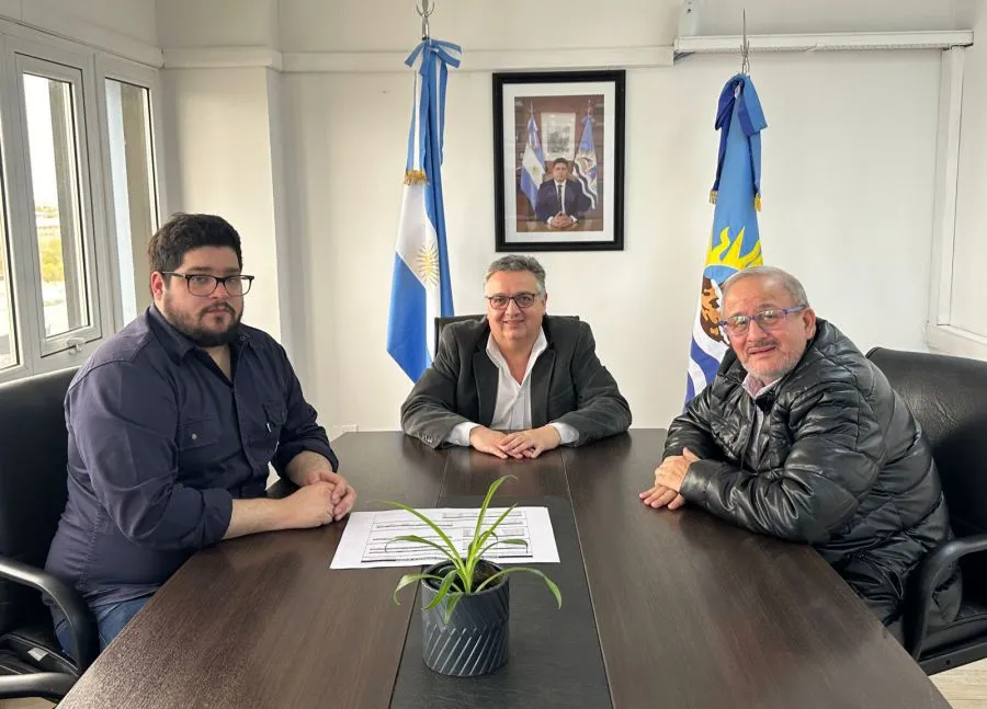 791d971a6833d28e3f65ae239d810b85_XL