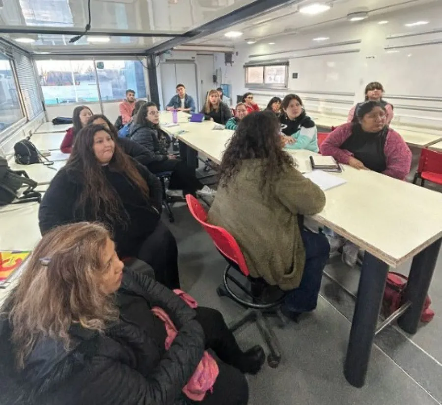 ad3006986454d695cd8de42b25c90835_XL