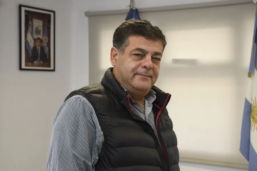 32bcff3f3e584f3a1b77cc736915596c_XL