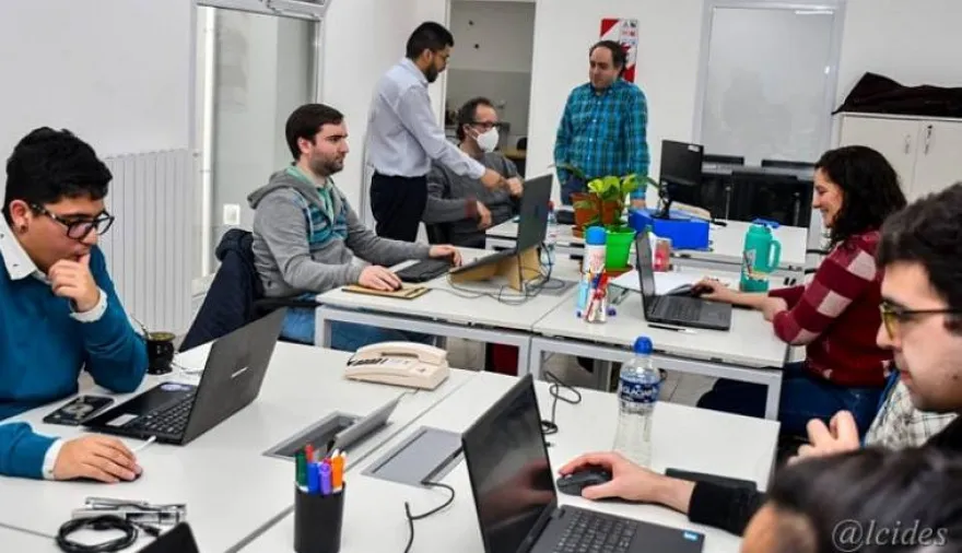 62f09275da6b4_777_437!