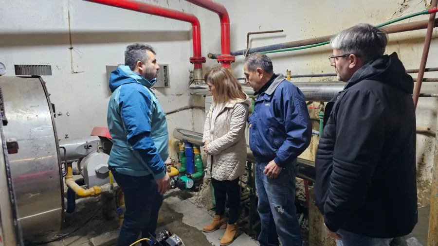 98a33e16035cde58acb14651e084f937_XL