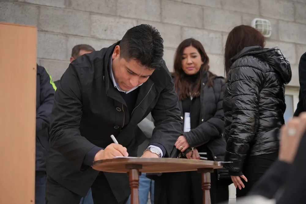 Vidal_Hoy_comenzamos_a_cumplir_con_un_resarcimiento_histrico_para_las_comunidades_de_Jaramillo_y_Fitz_Roy_19