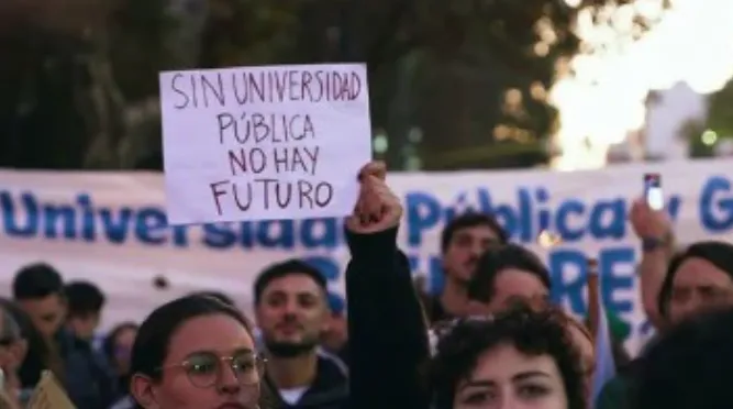 Screenshot_20250423-030758~2