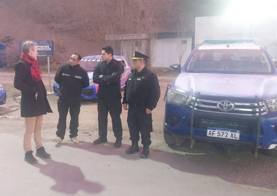 144c079ef7ecd5454af2e9300ca657c5_XL