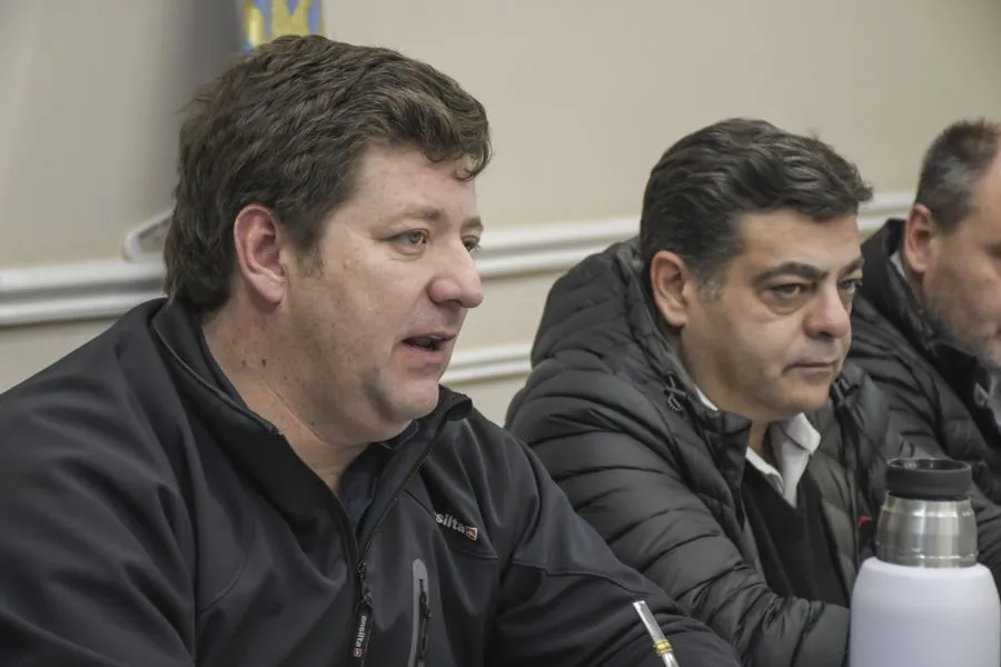 e41983db71a2f8d0ca3198c9d04c09ac_XL