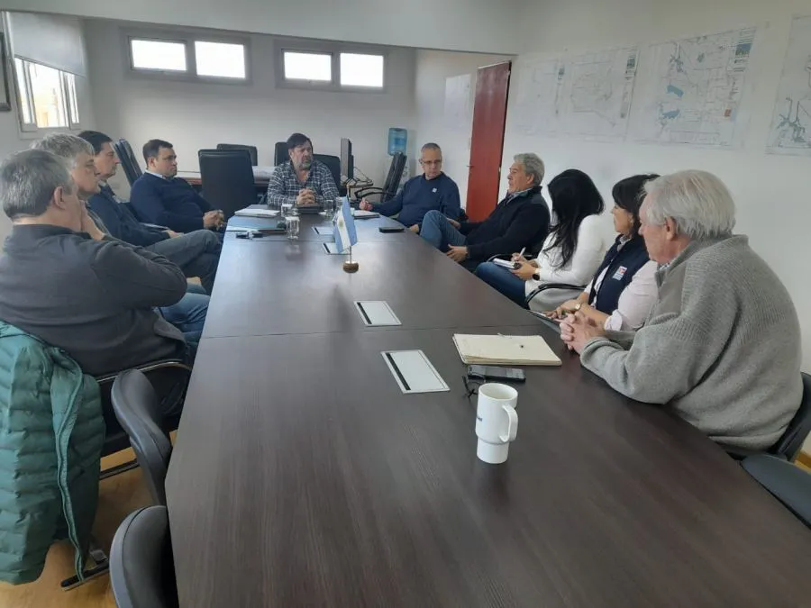 ce65c3b18c3811f94fb070120cd2311d_XL