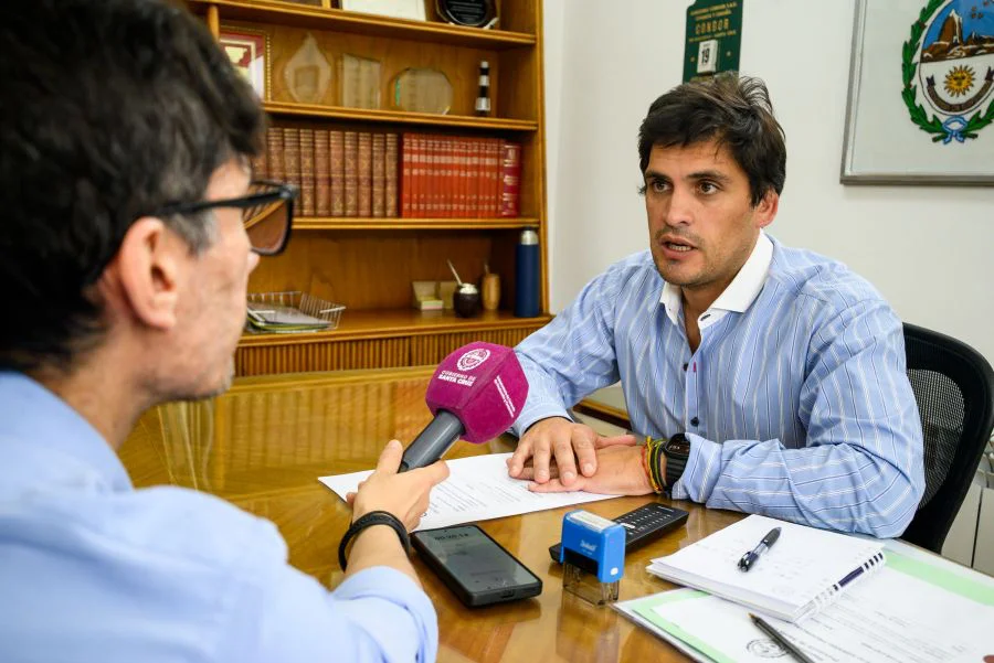 a321c5d720ca90fa0291d84fec599bb9_XL